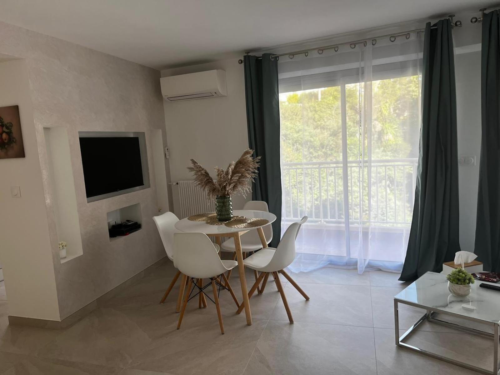 Charmant Studio - Centre Ville De Cannes Kültér fotó